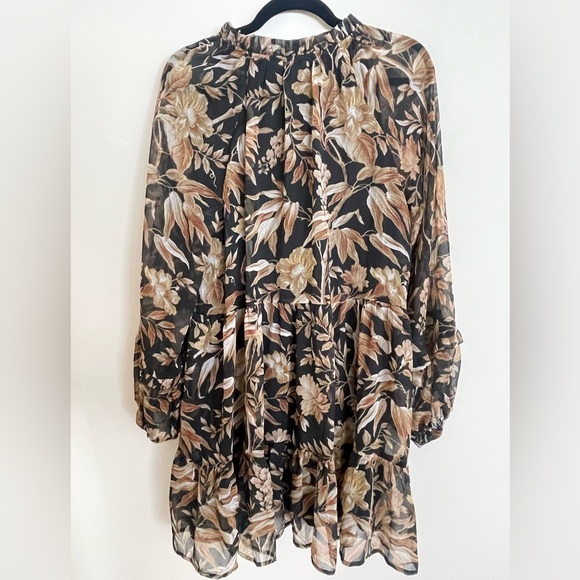 H&M Floral Ruffed Accent Dropped Waist  Long Sleeve Dress Women Size 6 US - Picture 6 of 8